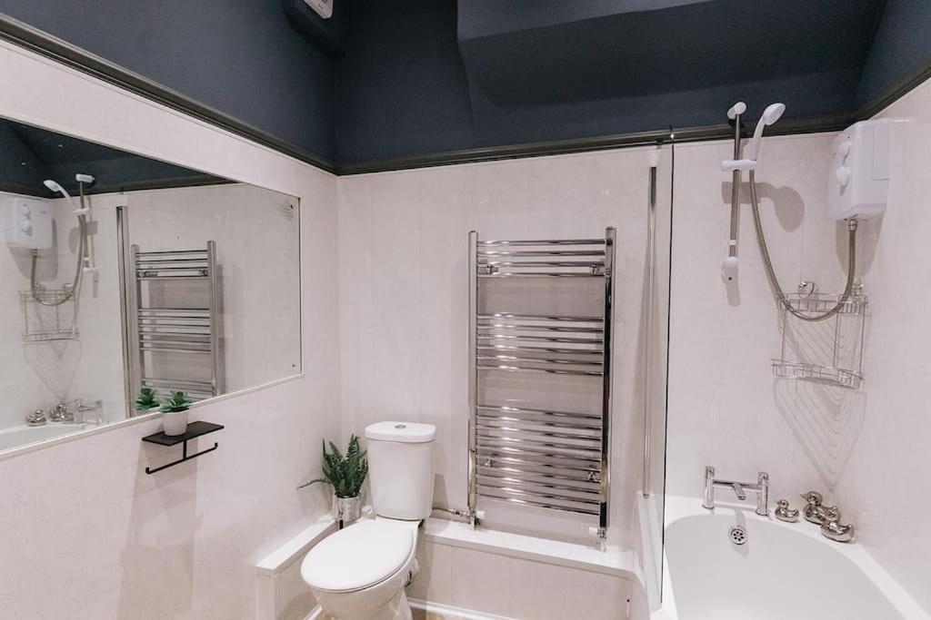 Grove House No.07 - Luxury Apartment Close To The Llandudno Beach Esterno foto