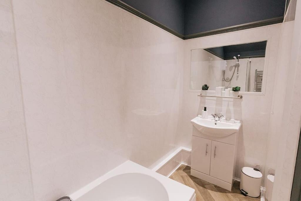 Grove House No.07 - Luxury Apartment Close To The Llandudno Beach Esterno foto