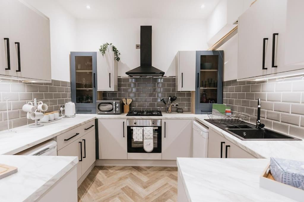 Grove House No.07 - Luxury Apartment Close To The Llandudno Beach Esterno foto